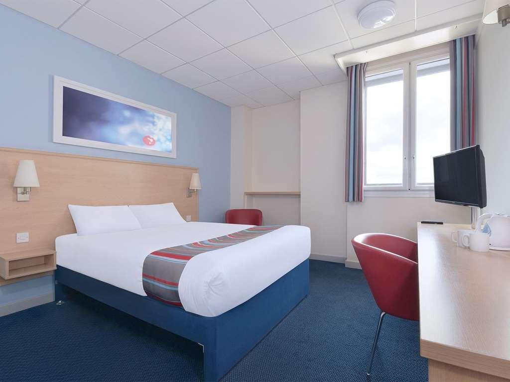 Travelodge Liverpool Docks Quarto foto